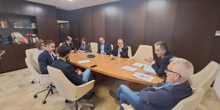 Referendum sullo Statuto bloccato, sette consiglieri regionali della Calabria presentano un'istanza: l’iter non si avvia