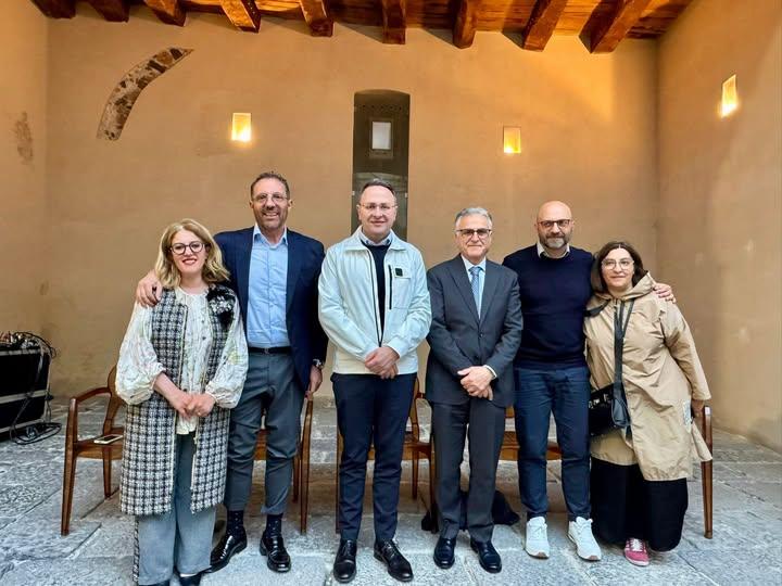 📍 La Fiera del Crocifisso Ritrovato si conferma un appuntamento di grande valore per la promozione del territorio e del...