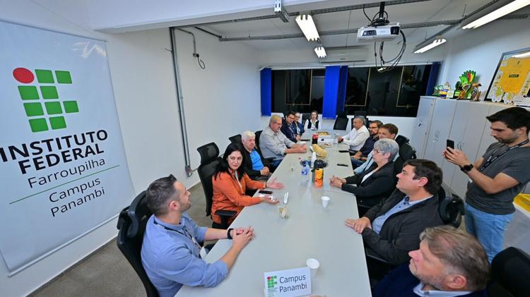 Deputado Biolchi garante recursos para fortalecer ensino e desenvolvimento regional em Panambi