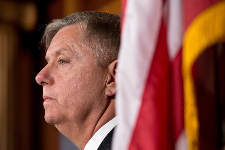 Flags ordered to fly half-staff in Mississippi in honor of Lindsey Graham