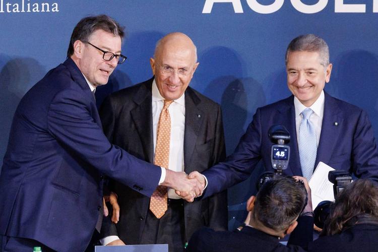 "Finita l’era del governo nelle banche"