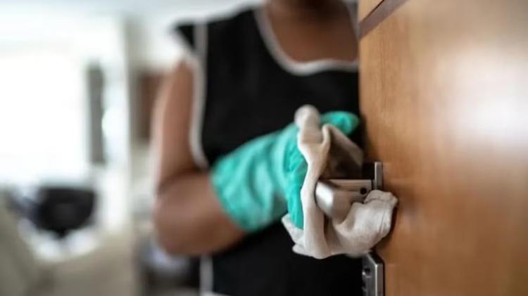 Como o caso de mulher que trabalhou 55 anos sem salário expõe a relação entre trabalho doméstico e racismo no Brasil