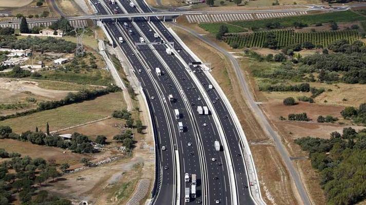 Vinci Autoroutes : week-end du 8 mai, un trafic dense attendu sur les autoroutes