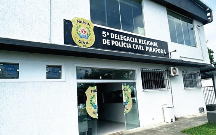 Investigado por homicídios tenta barrar polícia com uso de pitbulls durante operação em Pirapora