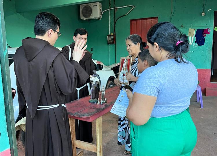 “Sejamos sal e luz para as pessoas com quem convivemos!”