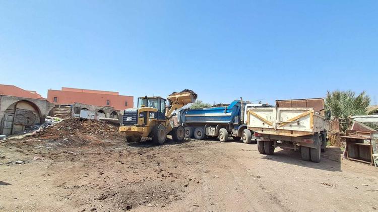 سلطات مراكش تهدم براريك عقار سوق الاربعاء بدوار العسكر +صور