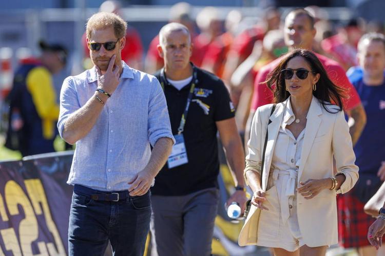 Fermata la ristrutturazione di Frogmore Cottage, verrà data al personale: la rabbia di Harry e Meghan
