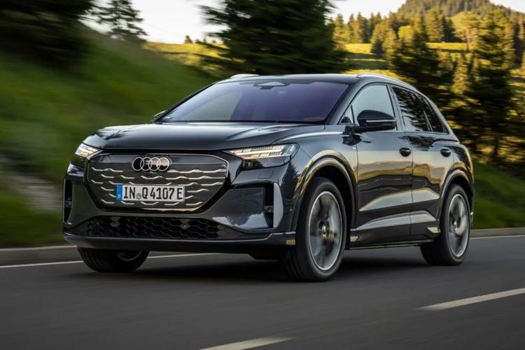 592 km d’autonomie, intérieur transformé et prix cassés&nbsp;: l’Audi Q4 e-tron restylé relance la guerre des SUV électriques&nbsp;!