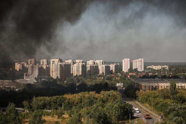 Ataque aéreo russo mata ao menos 27 na região de Kiev, diz autoridade ucraniana
