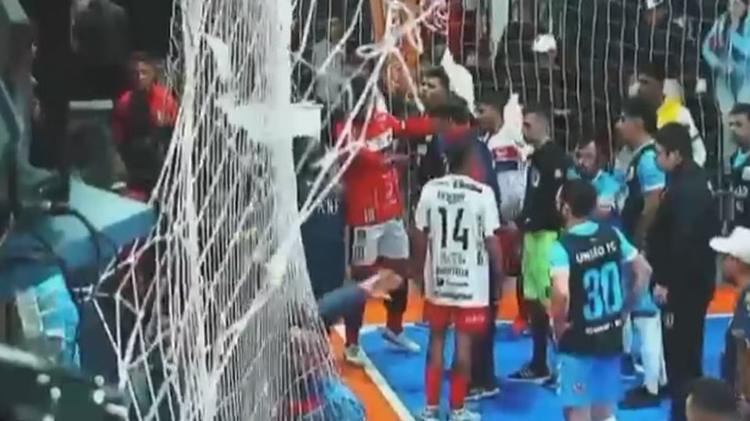 Homem que esfaqueou torcedor durante partida de futsal é condenado a mais de 10 anos de prisão no RS