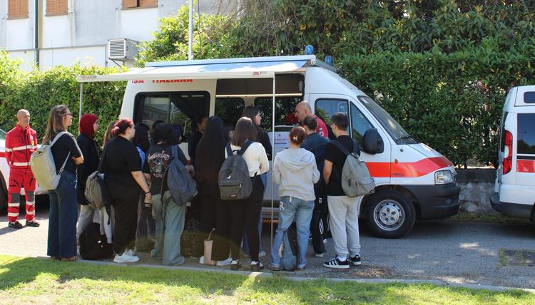 Dalla memoria all’azione, dalle emergenze ai legami:  la nuova sfida della Croce Rossa Italiana della Bassa Romagna per il territorio e il sociale