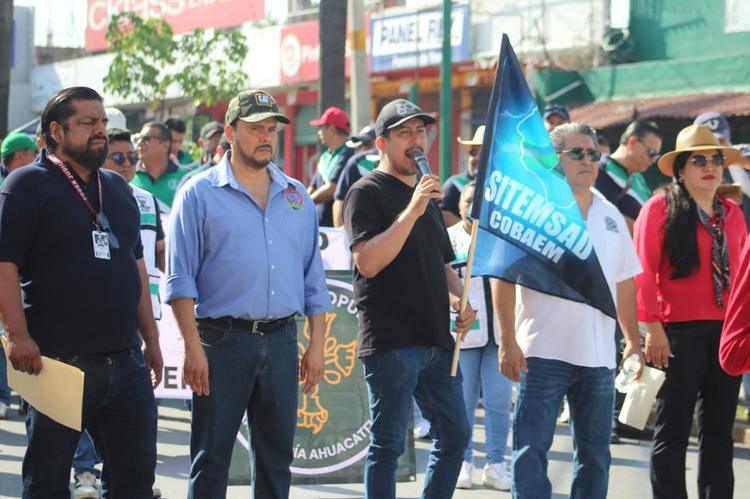 ¡Fuera pensiones doradas! Sindicatos de Morelos exigen justicia laboral en marcha del 1 de mayo