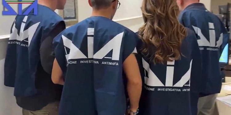Camorra, catturato il latitante Vincenzo Pagano fratello del boss degli Scissionisti