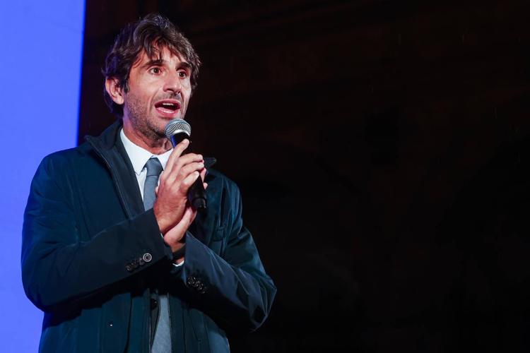Donzelli diventa professore per lanciare la festa nazionale di Azione Universitaria