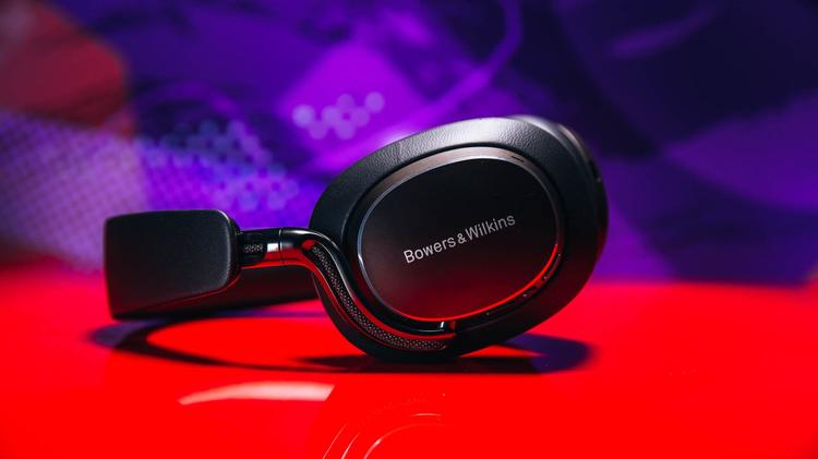 Bowers & Wilkins PX8 S2 headphones