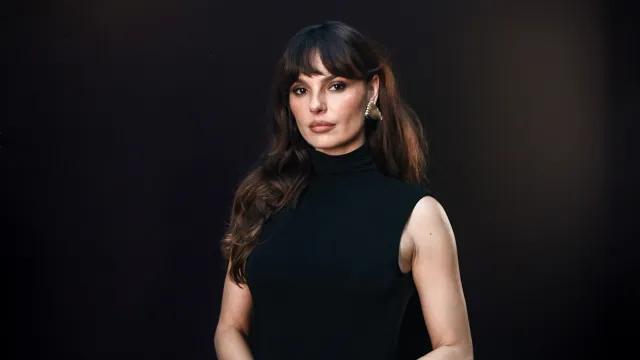 Isis Valverde compra os direitos de Hilda Furacão e planeja musical