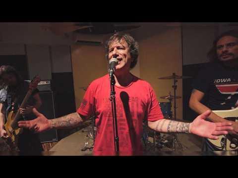 Catalau e o último Golpe lança primeiro single, "Só (Tô Mal Acompanhado)"