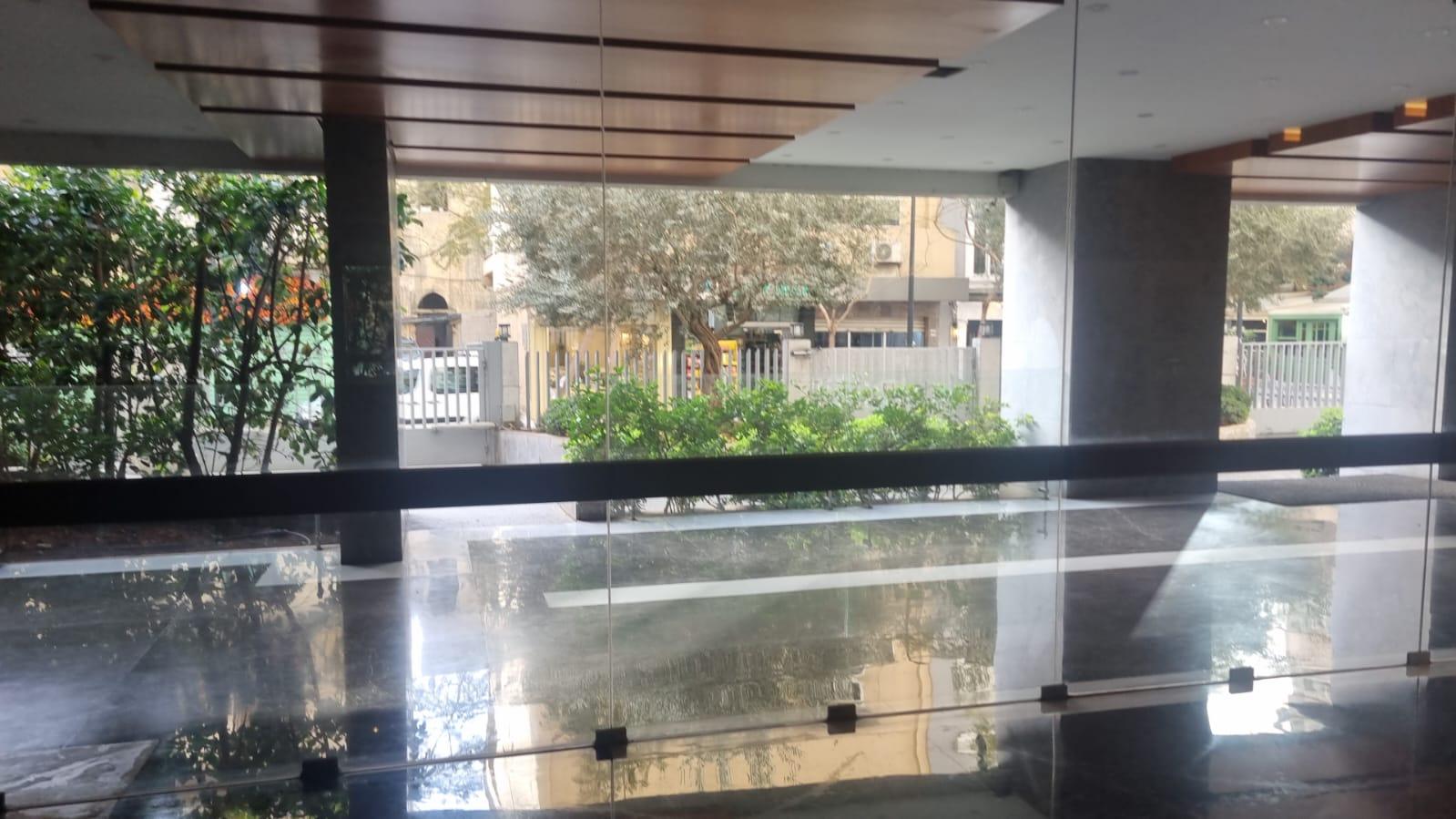 For Sale: Apartment in Hamra- Jeanne D’Arc