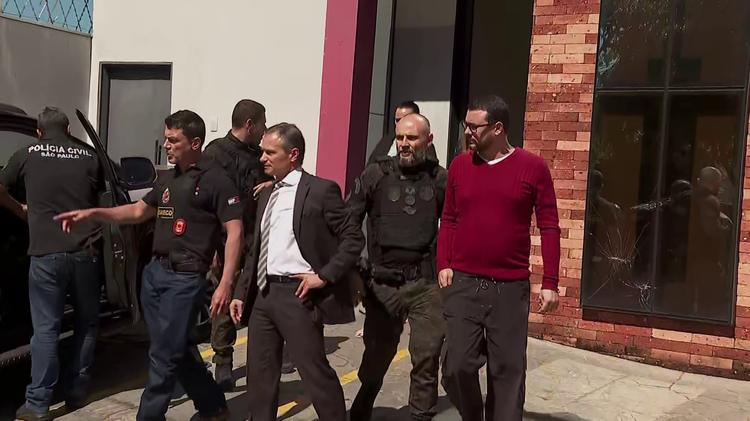 Quadrilha pedia até encerramento de cartão de crédito em processos fraudados para lucrar com bancos, diz advogado de vítimas