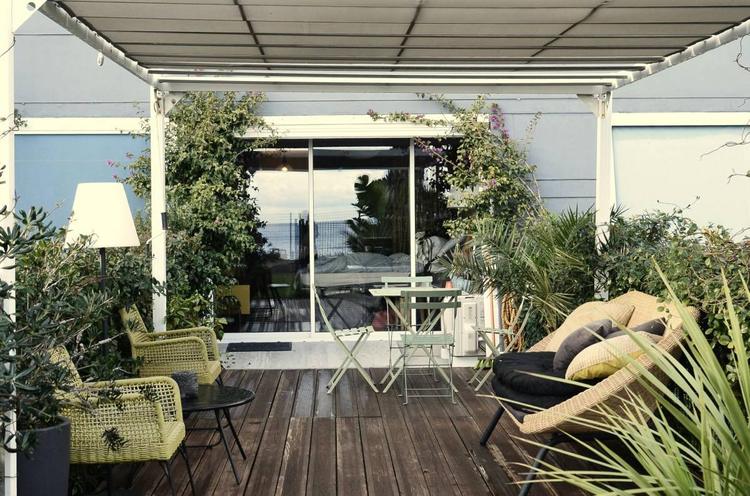Pergotenda su balcone o terrazzo: quando il condominio può dire no