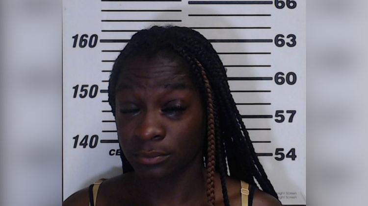 Gulfport woman charged with 6 counts of aggravated assault after allegedly firing into crowd