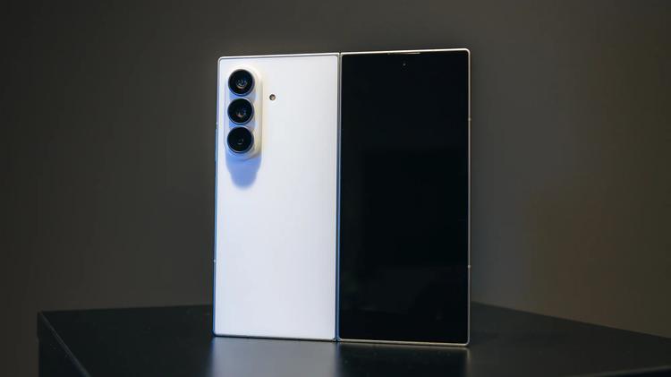 The Galaxy Z Fold 8 Ultra