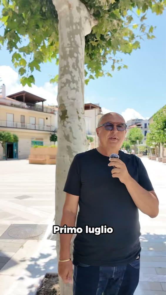 Riaperto il tratto dell’isola pedonale di via Francesco Crispi interessato dai lavori di pavimentazione.  I lavori non s...