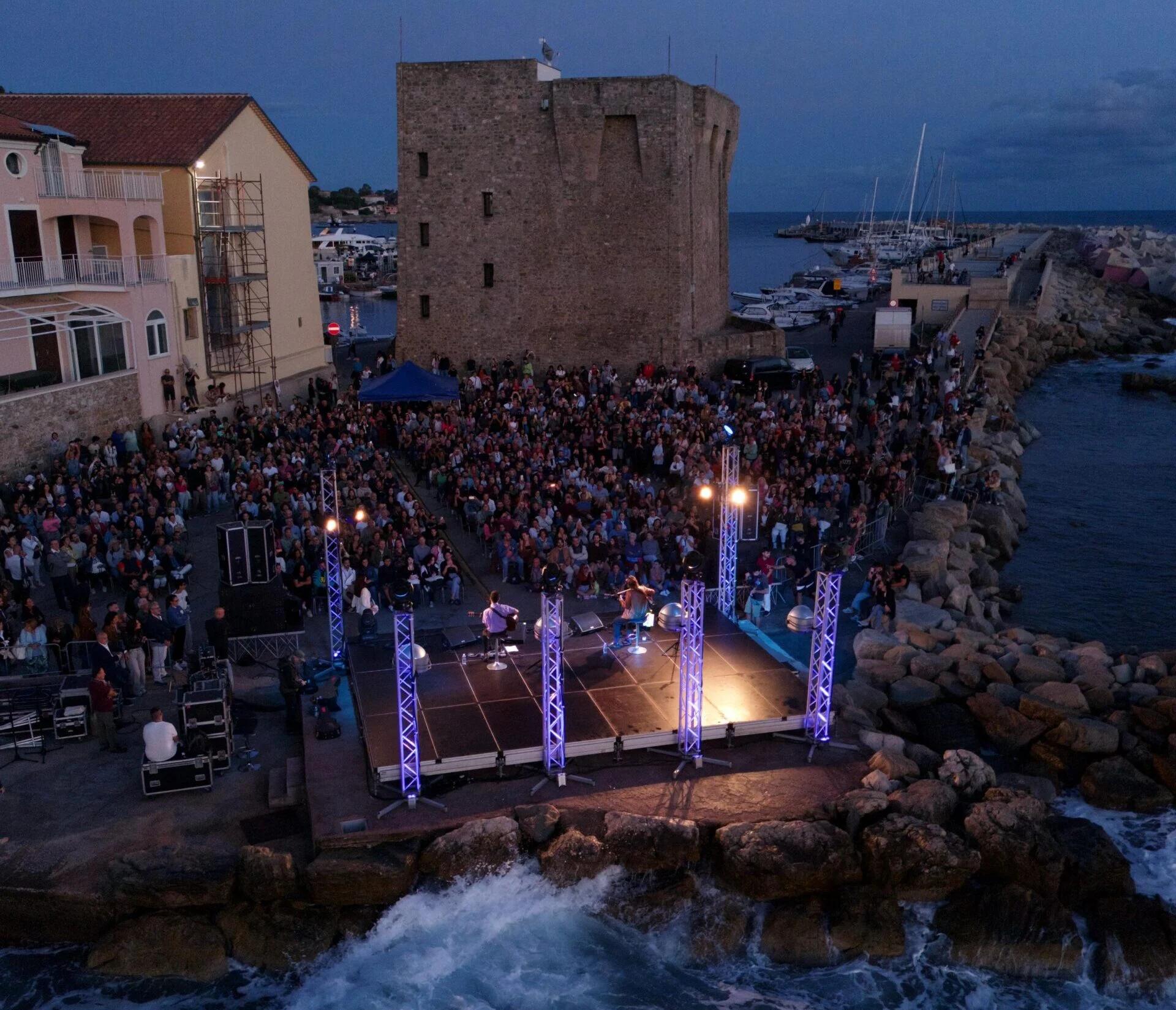 Viviamocilento 2026 ad Acciaroli: programma, ospiti ed eventi del festival slow