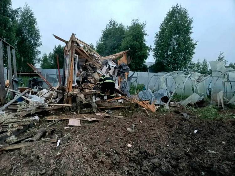 San Pietroburgo sotto attacco: Kiev colpisce il cuore energetico russo