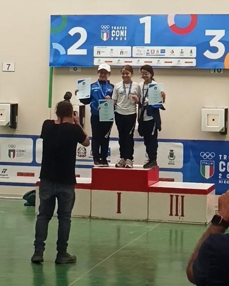 🥈 𝗠𝗔𝗧𝗜𝗟𝗗𝗘 𝗠𝗨𝗚𝗔𝗩𝗘𝗥𝗢 𝗠𝗘𝗗𝗔𝗚𝗟𝗜𝗔 𝗗'𝗔𝗥𝗚𝗘𝗡𝗧𝗢 𝗡𝗘𝗟𝗟𝗔 𝗖𝗔𝗥𝗔𝗕𝗜𝗡𝗔 𝗔 𝗕𝗔𝗥𝗜 🌟 Tornano...