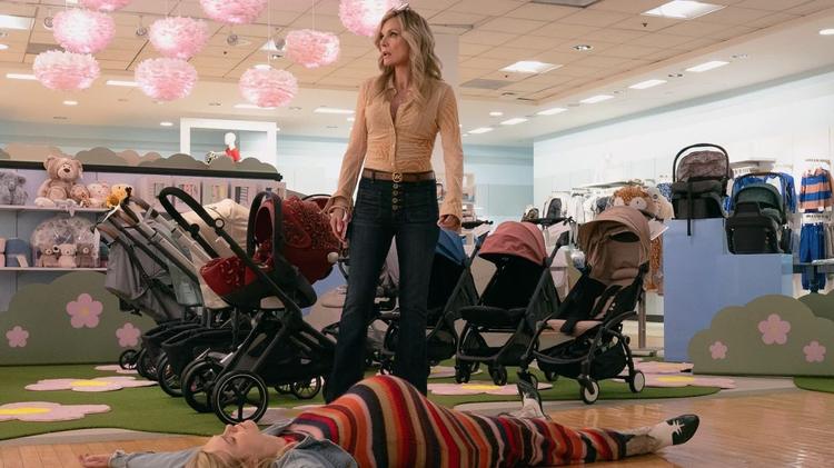 Michelle Pfeiffer (Margo a des problèmes d’argent) : "Aucun parent n’a envie de découvrir son enfant sur OnlyFans !"