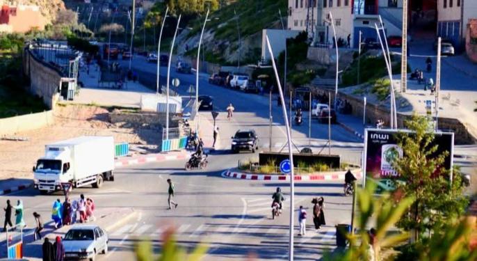 سرعة مفرطة واستهتار بالتشوير يحولان مدار طرقي إلى نقطة سوداء بإمنتانوت