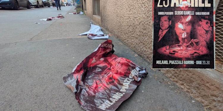 Aggredito perché strappa i manifesti per Ramelli a Milano, FdI: "Se l'è cercata"