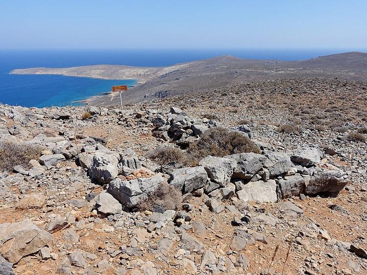 Why the Minoans Built Their Sanctuaries for Healing on Crete’s Highest Peaks