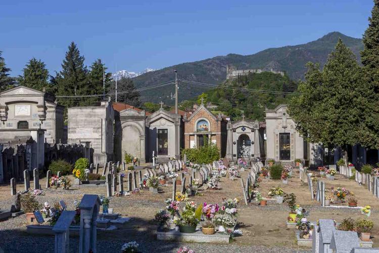 AVIGLIANA – Rinnovato e ampliato il Cimitero