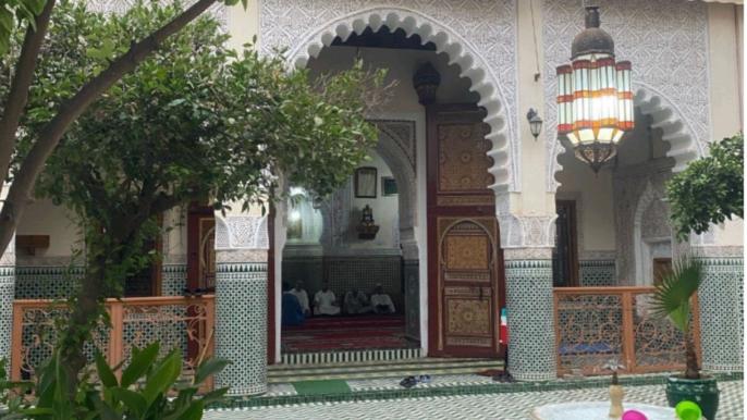 ندوة أكاديمية بجامعة باريس تسلط الضوء على الشيخ أكنسوس وإرثه الروحي والفكري