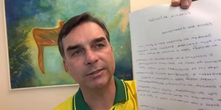 A carta de Jair Bolsonaro aos brasileiros e os impactos políticos na candidatura de Flávio - O Assunto #1761