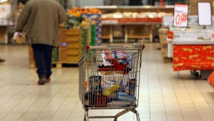 Caro spesa, in cinque anni rincari del 29,5%: caffè e olio guidano gli aumenti record