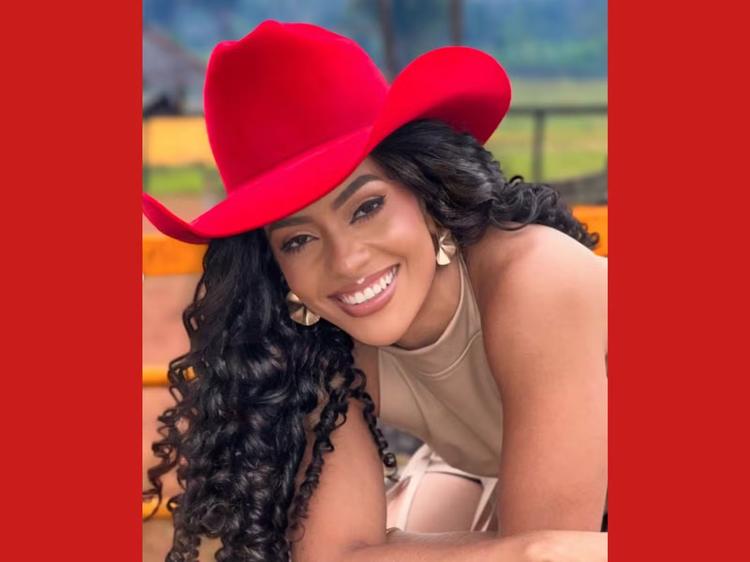 Rainha do Rodeio é chamada de 'macaca' na Expoacre; mulher é presa por injúria racial