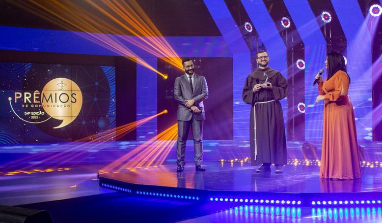 “Conexão Fraterna” é premiado como o melhor Aplicativo do ano pela CNBB