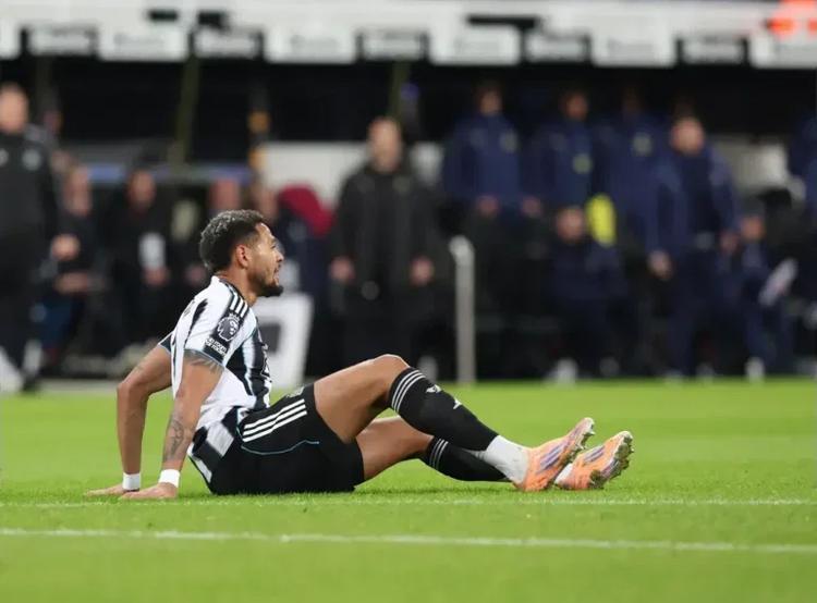 Newcastle United in talks now on two new signings as Joelinton ruled out