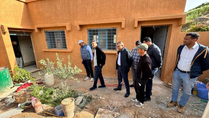 عامل إقليم شيشاوة يتفقد مشاريع تأهيل مؤسسات تعليمية وبنيات طرقية بعدد من الجماعات القروية