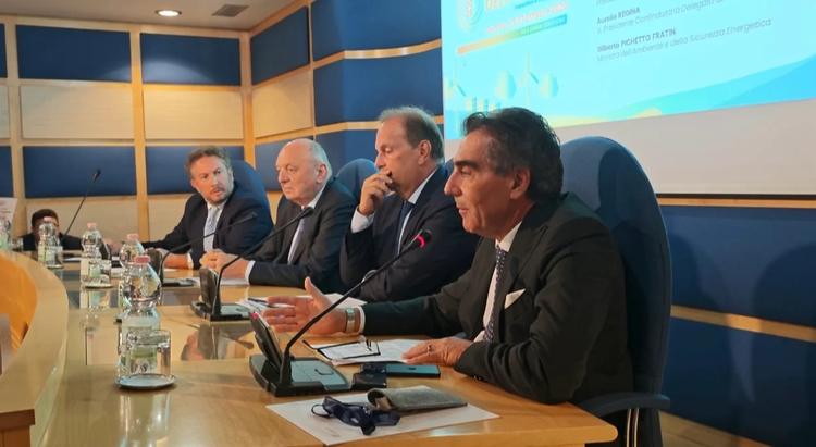 I colori dell’energia, da Brindisi passa la transizione energetica