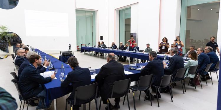 La Calabria consolida la crescita del turismo: nel 2026 2,3 milioni di arrivi, 9,8 milioni di presenze e 3,1 miliardi di Euro di impatto economico