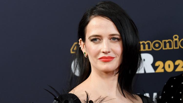 Eva Green é hospitalizada após acidente nos bastidores de ‘Wandinha’