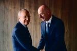 Infantino se rinde a Florentino antes de las elecciones: "Tu contribución al fútbol ha sido inmensa"