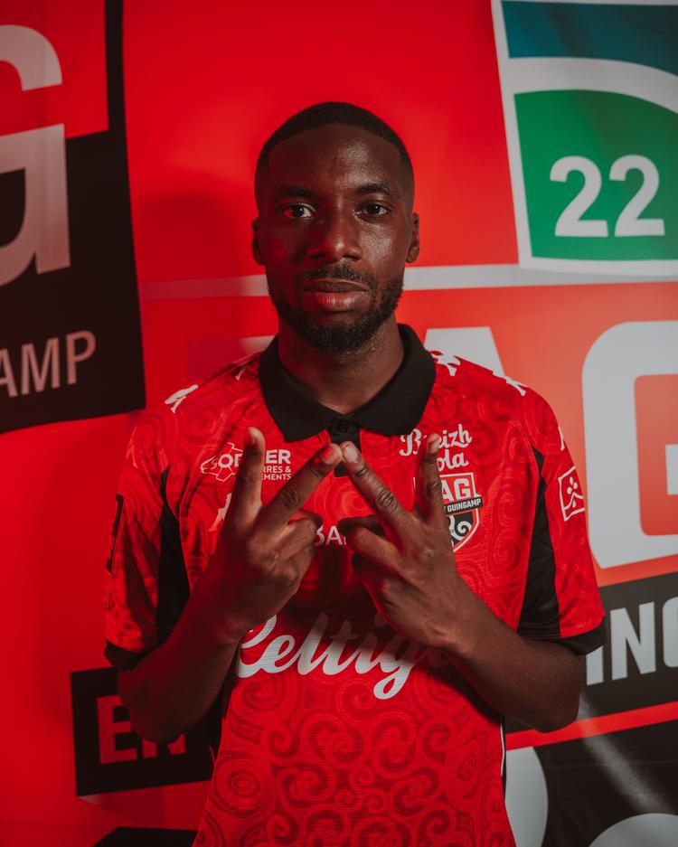 Jeovanni Dianganga est Guingampais EAG En Avant Guingamp AMD08084