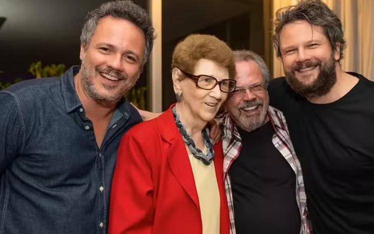 Pai dos atores Selton e Danton Mello morre aos 84 anos: 'Meu melhor amigo foi descansar'