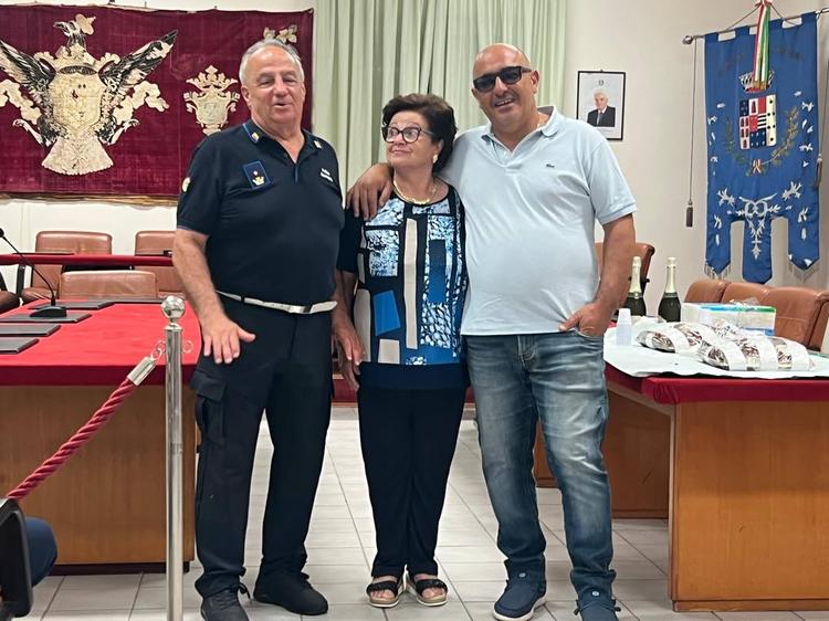 👉 L'Amministrazione comunale esprime profonda gratitudine alla dipendente Angela Lamonica, che conclude il proprio perc...