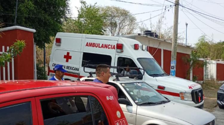 Estudiante de secundaria sufre aparatosa caída en Tequesquitengo y termina en el hospital